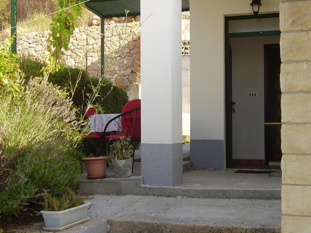 Petar Apartment Omis Room photo