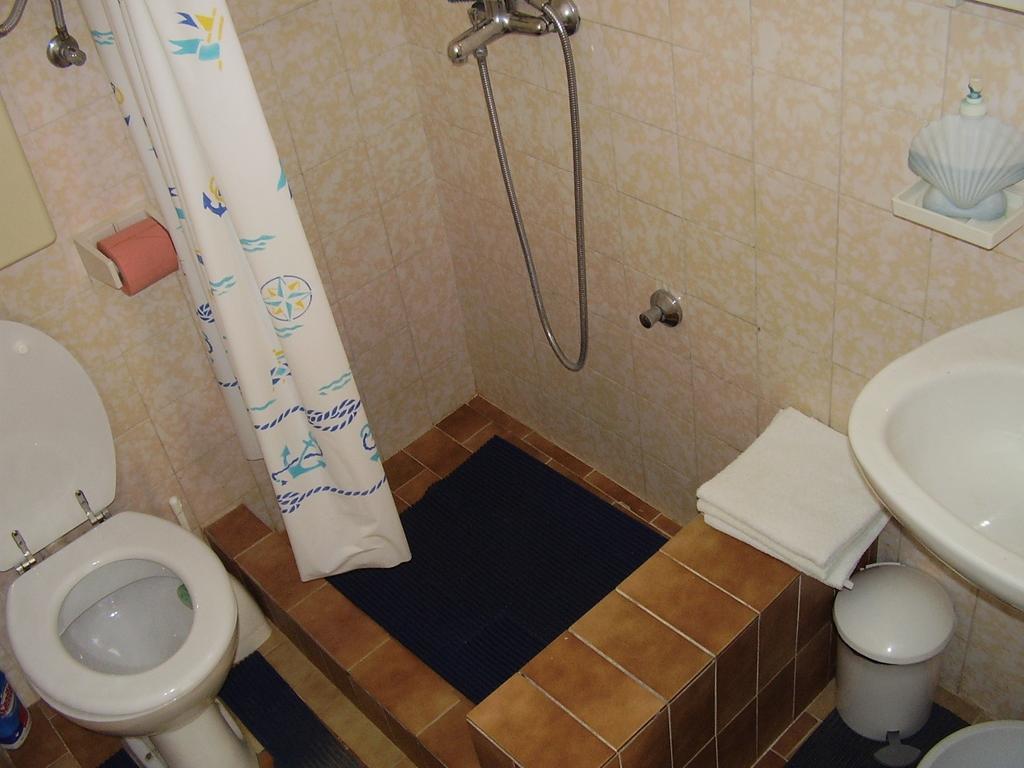 Petar Apartment Omis Room photo