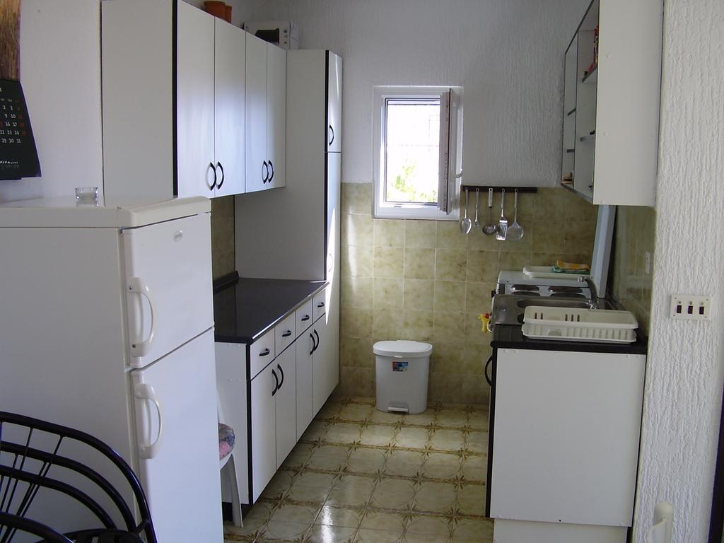 Petar Apartment Omis Room photo