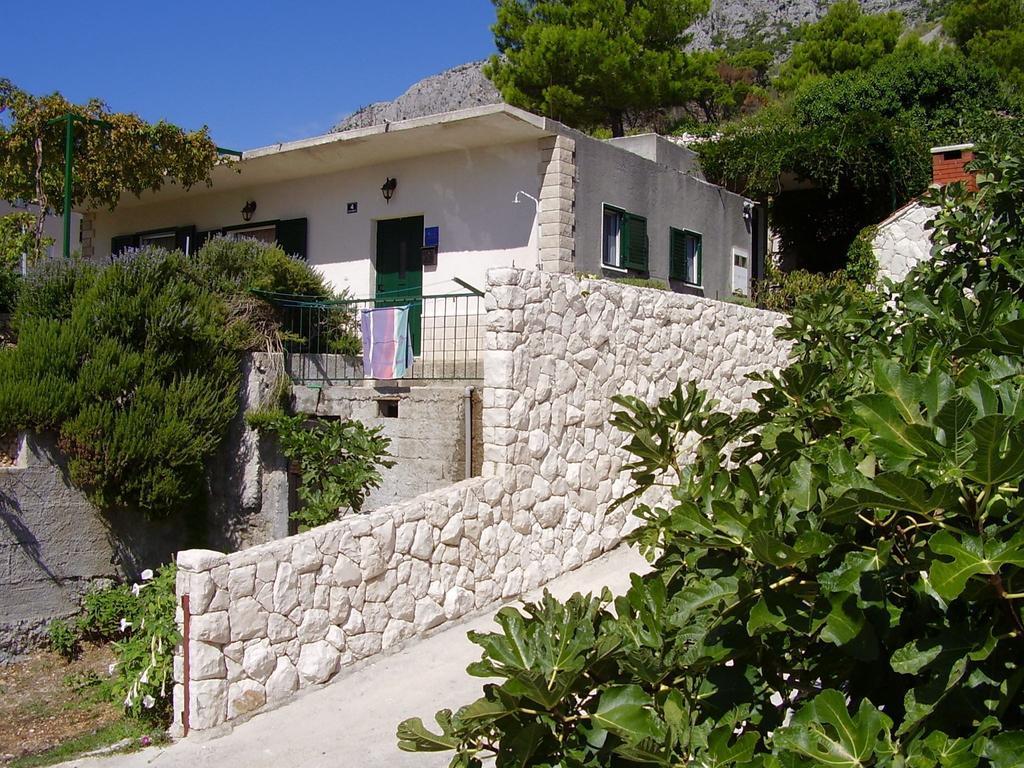 Petar Apartment Omis Exterior photo