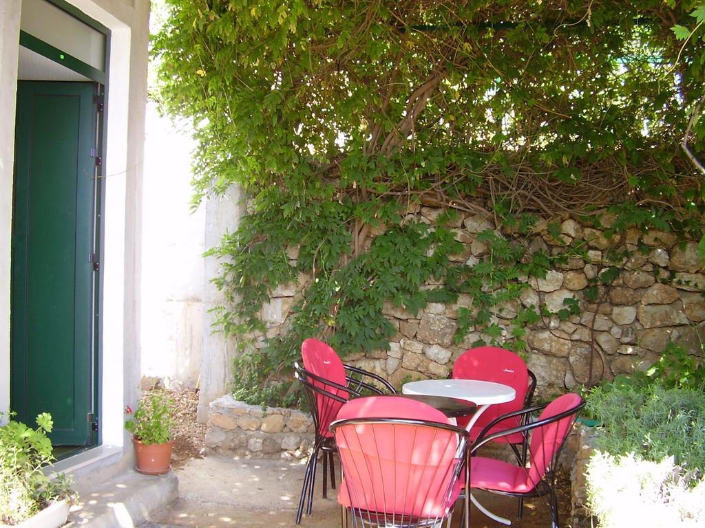 Petar Apartment Omis Room photo