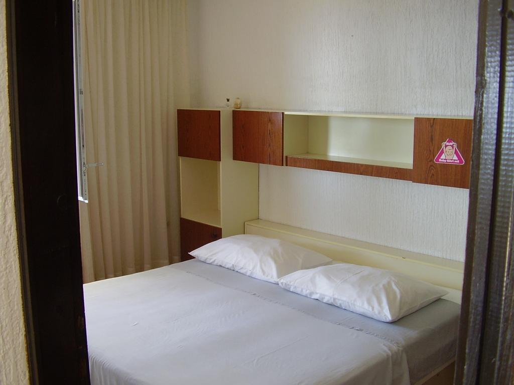 Petar Apartment Omis Room photo