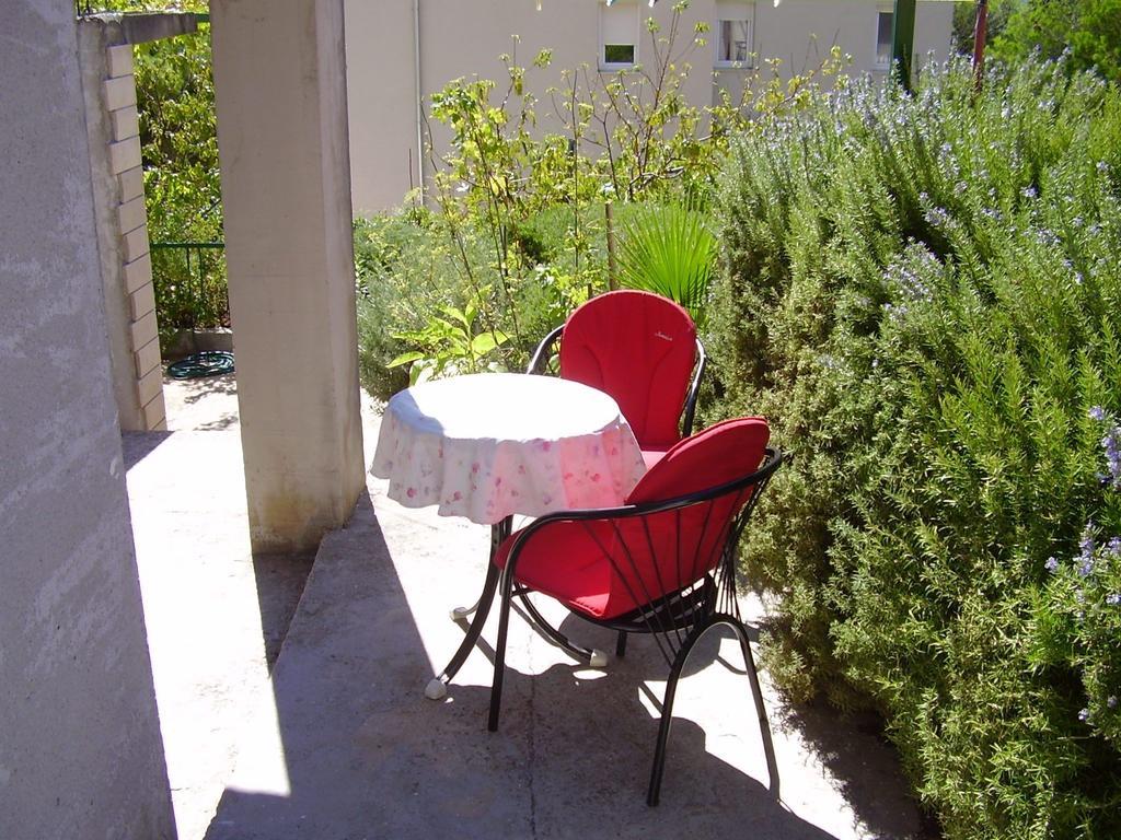 Petar Apartment Omis Room photo
